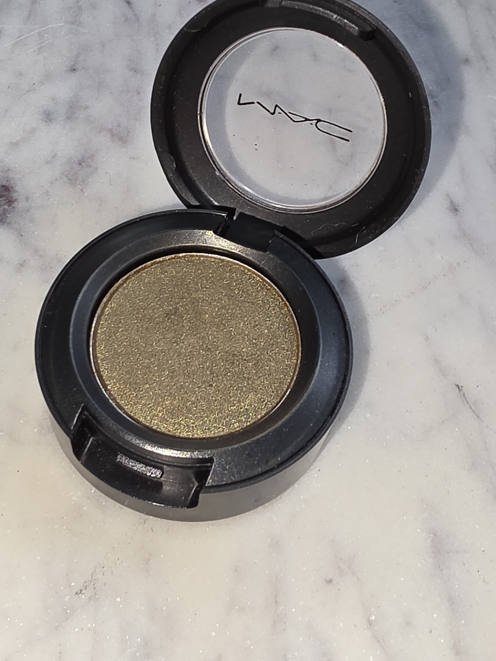 DISCONTINUED MAC Eyeshadow- "SUMPTUOUS OLIVE"